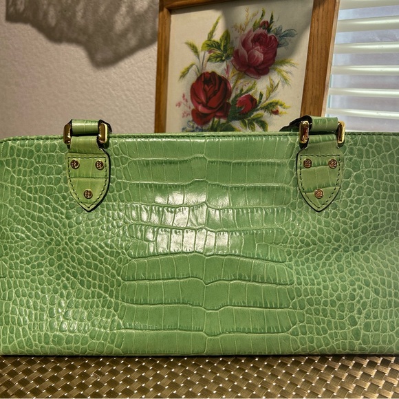 kate spade Handbags - Kate Spade Elegant Green Crocodile-Embossed Clutch Purse